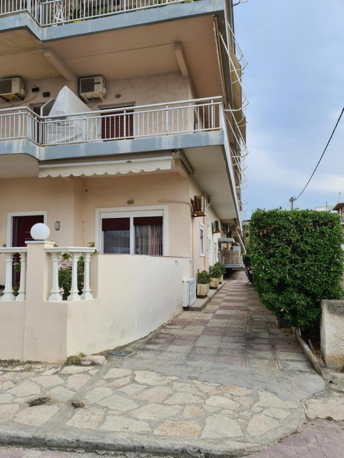 Seaside Apartment In Xilokastro - Thalassa Blue By Booking Kottas Xylokastro Eksteriør billede
